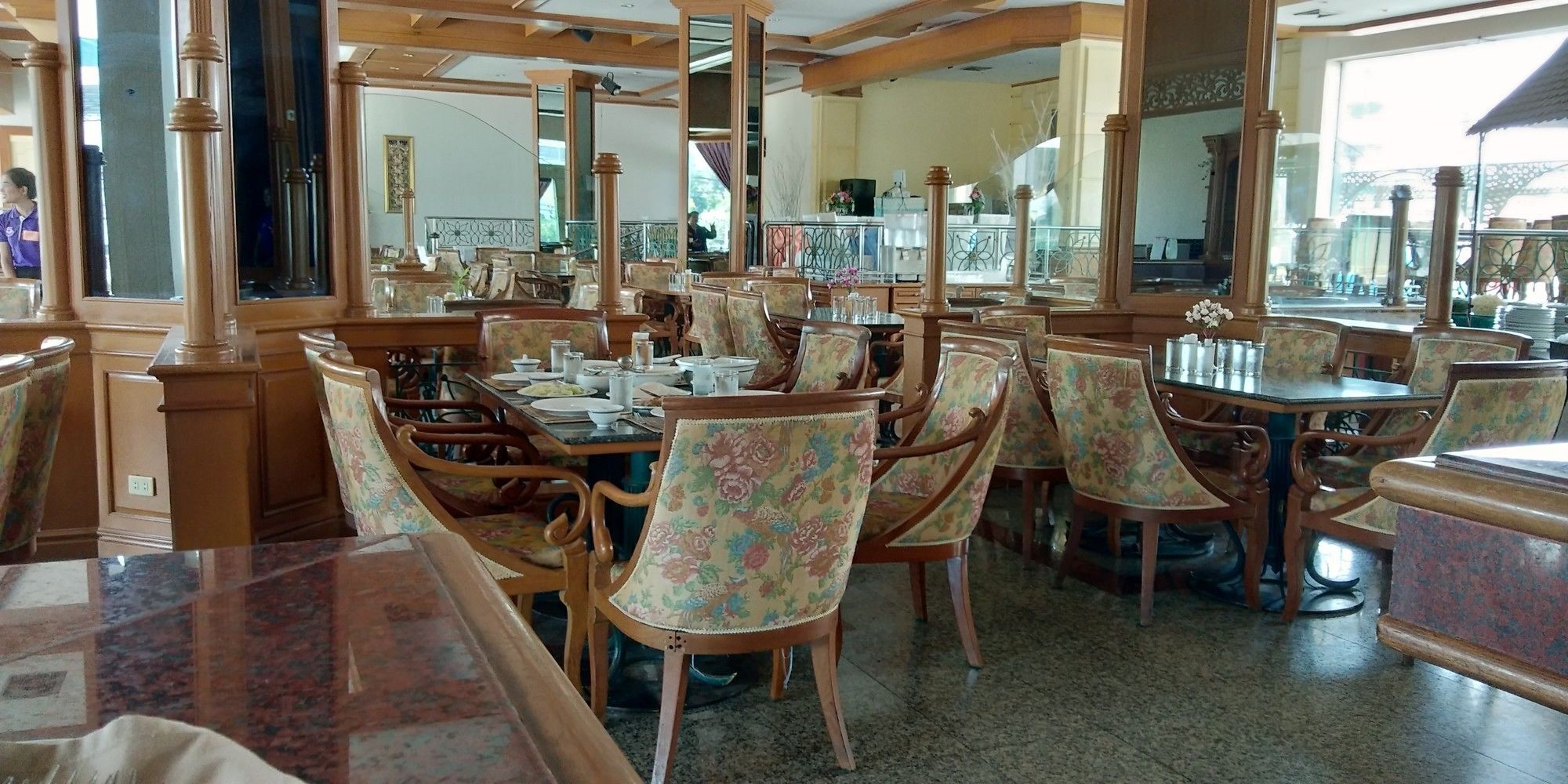 Grandpoint Hotel Фитсанулок Екстериор снимка